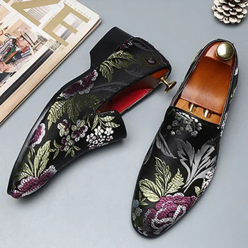 Мъжки обувки с бродерия, модни и ежедневни обувки в китайски стил, пешеходната обувки с мека подметка, мъжки кожени обувки